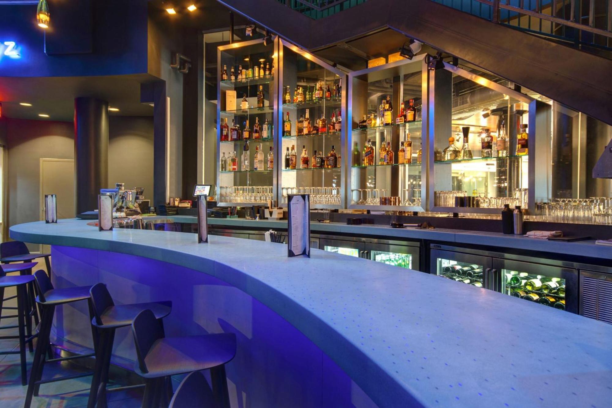 Aloft Oklahoma City Downtown - Bricktown Eksteriør billede